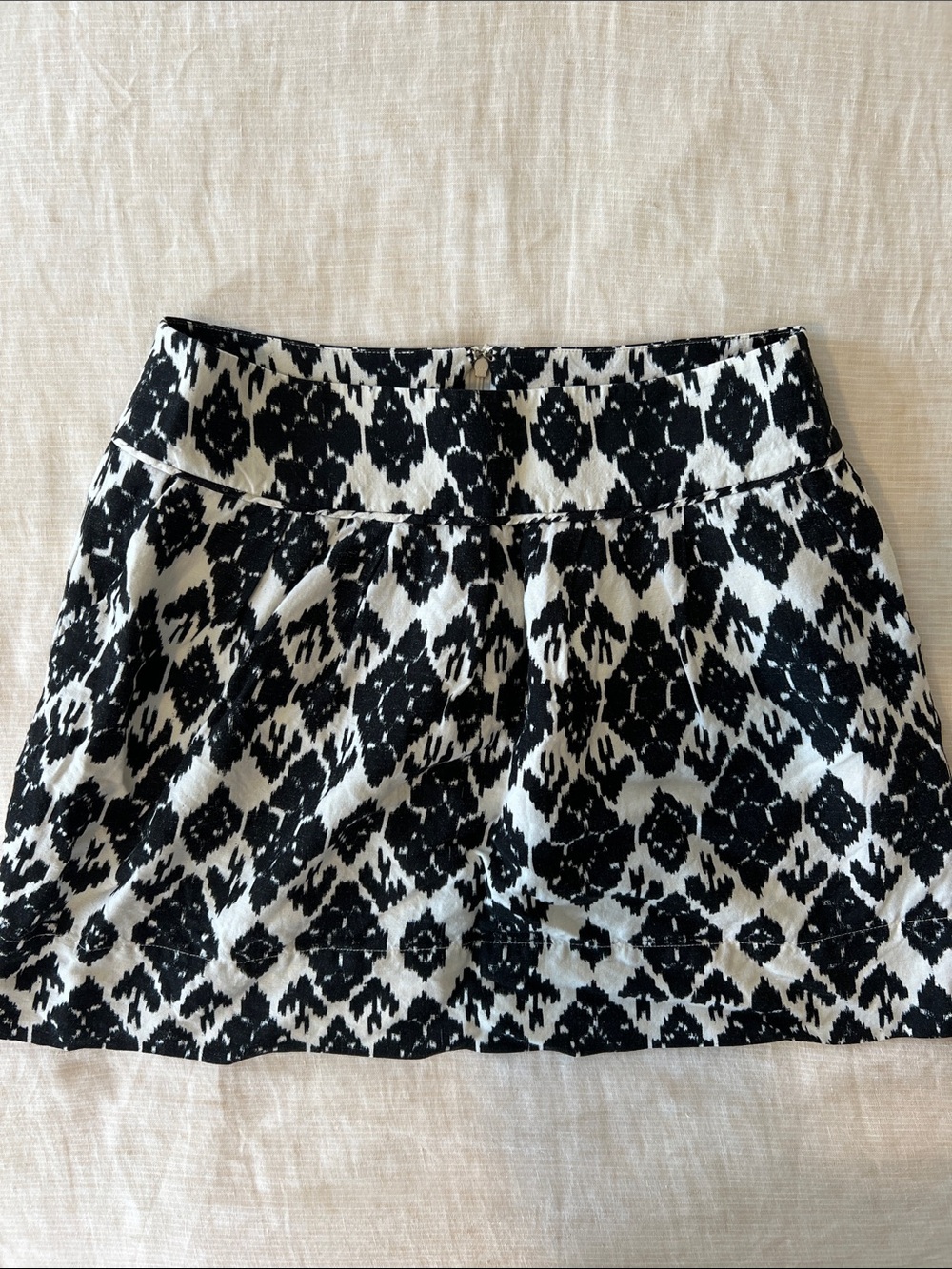 LOFT Black and White Ikat Mini Skirt